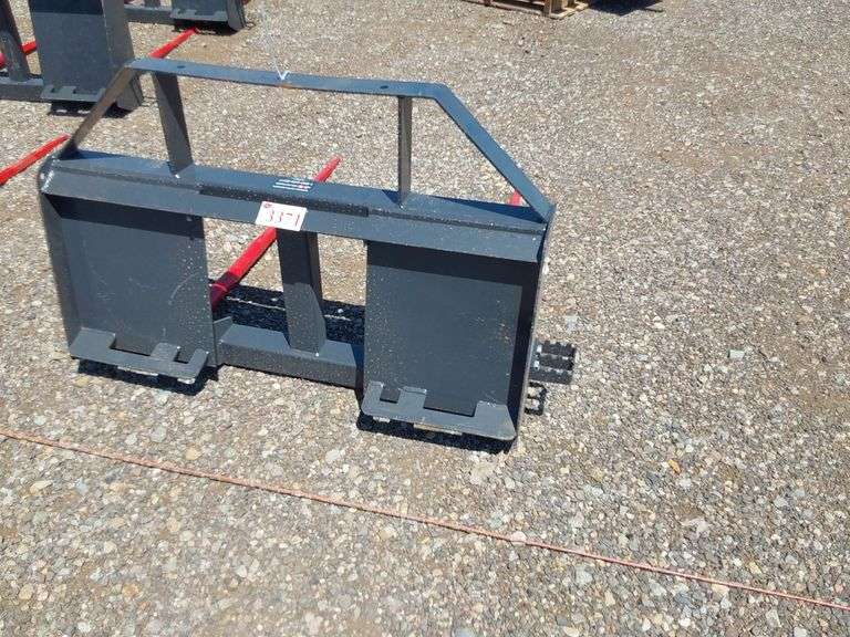 Skid Steer Bale Spears Model BS-12-2500G - Albuquerque NM