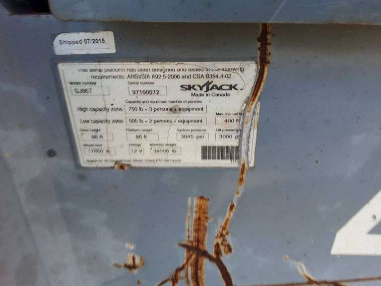 SkyJack SJ86T 4X4 Boomlift