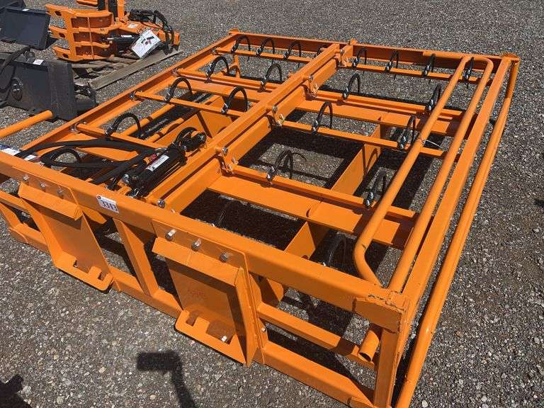 Landhonor Hay Accumulator Grapple Model HAG-12-24Q - Albuquerque NM