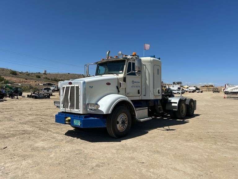 2015 Peterbilt 365 T/A Truck Tractor