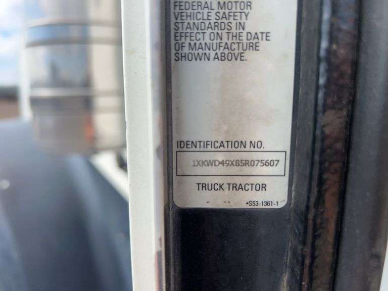 2005 Kenworth W900L T/A Truck Tractor - Albuquerque, NM