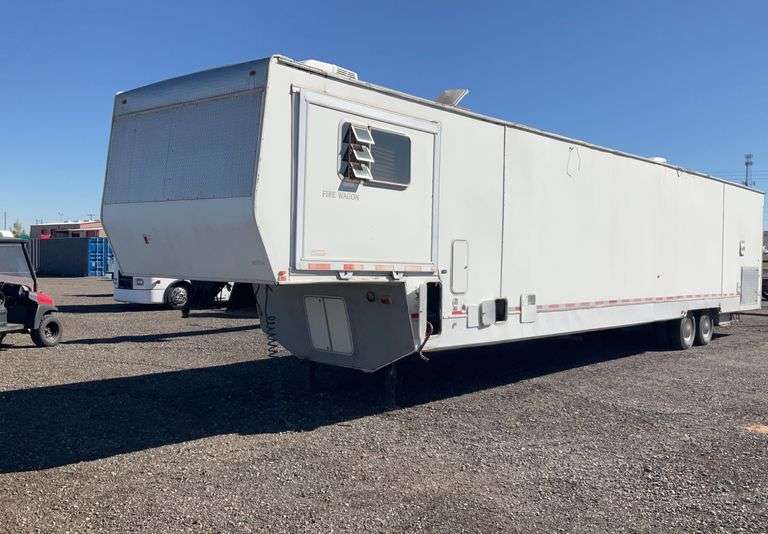 2001 Fire Wagon 5th Wheel Office Trailer