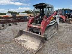 2014 Takeuchi TL8 Compact Track Loader