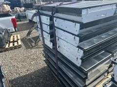 Qty (20) Fluorescent Lights