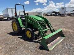 2005 John Deere 4520 4x4 Tractor