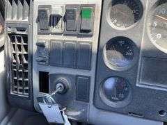2000 FL60 Freightliner S/A Tire Truck - Albuquerque, NM
