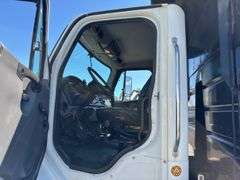 2010 Freightliner M2 T/A Dump Truck