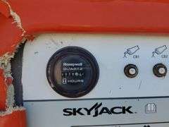 SkyJack SJ86T 4X4 Boomlift