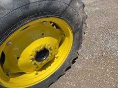 2005 John Deere 4520 4x4 Tractor