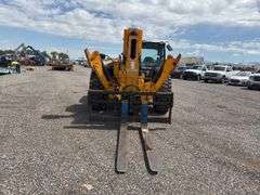 JCB 514-56 14000 lb 4x4x4 Telescopic Forklift