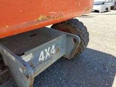 SkyJack SJ86T 4X4 Boomlift
