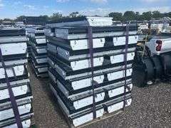 Qty (20) Fluorescent Lights