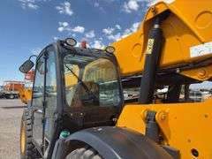 JCB 514-56 14000 lb 4x4x4 Telescopic Forklift