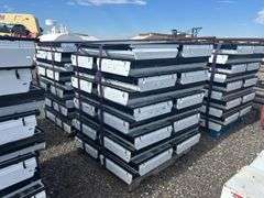 Qty (20) Fluorescent Lights