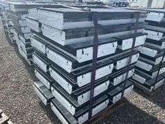 Qty (20) Fluorescent Lights