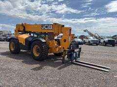 JCB 514-56 14000 lb 4x4x4 Telescopic Forklift