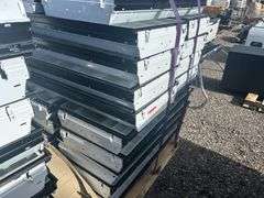 Qty (20) Fluorescent Lights