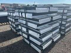 Qty (20) Fluorescent Lights