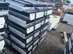 Qty (20) Fluorescent Lights