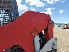 Takeuchi TL10v-2 Compact Track Loader