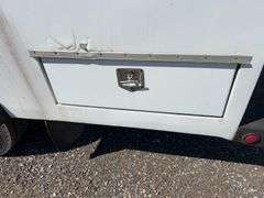 2005 Peterbilt 335 S/A Fuel and Lube Truck - Albuquerque NM
