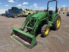 2005 John Deere 4520 4x4 Tractor