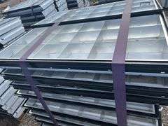 Qty (20) Fluorescent Lights