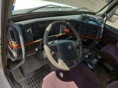 2005 Volvo VNL 6x4 T/A Truck Tractor - Albuquerque NM