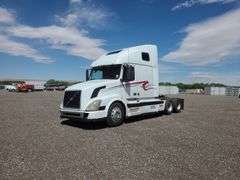 2005 Volvo VNL 6x4 T/A Truck Tractor - Albuquerque NM