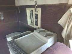 2005 Volvo VNL 6x4 T/A Truck Tractor - Albuquerque NM