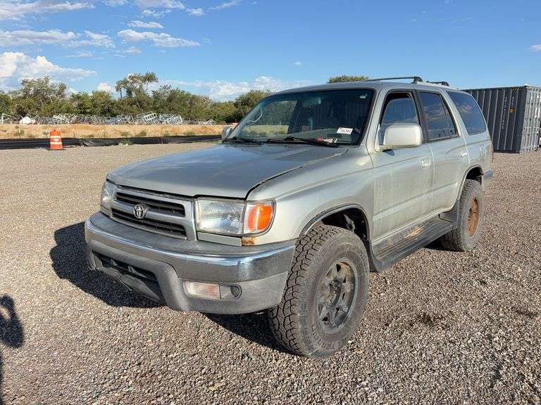 1999 Toyota 4 Runner 4x4 SUV -Albuquerque,NM
