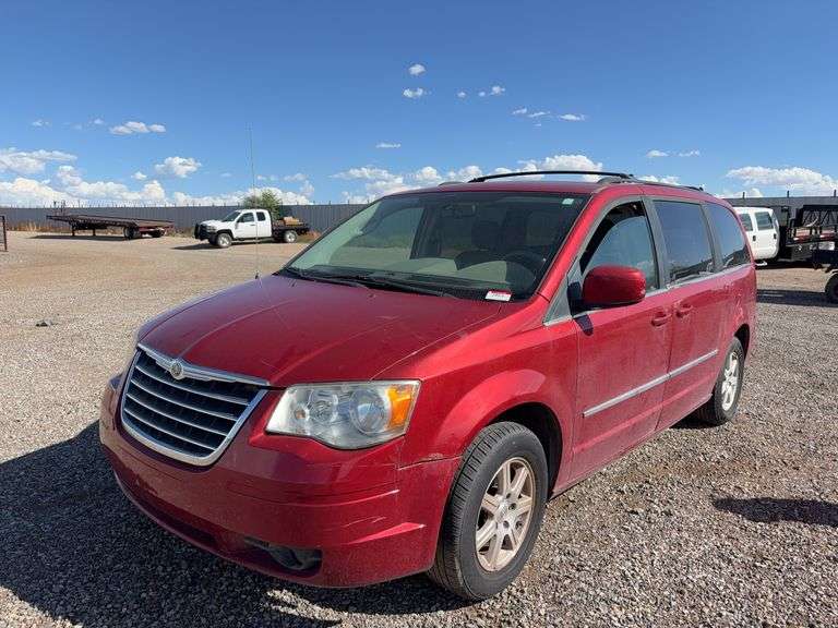 2010 Chrysler Town & Country -Albuquerque NM