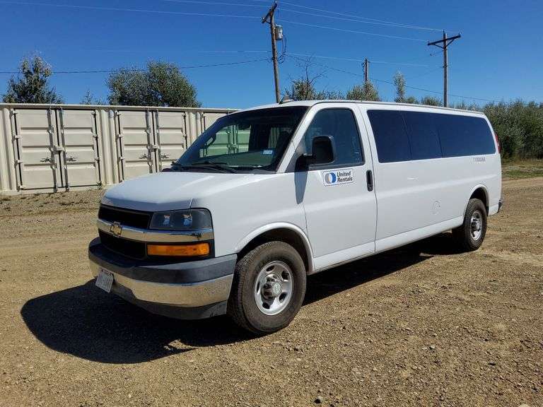 2018 Chevy Express 14 Passenger Van