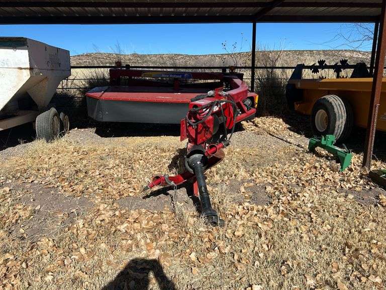 New Holland H7230 Pull Behind Swather Hillsboro NM
