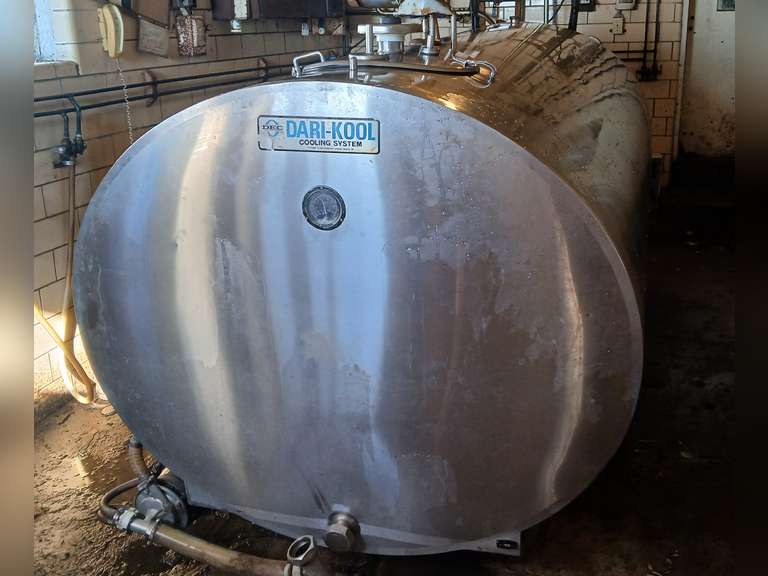 1000 Gal Dari-Kool Bulk Tank & Controls  | s/n 24191 | Buyer is responsible for removal & repairs to building if damaged | TS Farms Greenville, OH | Remove by 3-1-26 (Rep Brian Landis 574-536-5026)