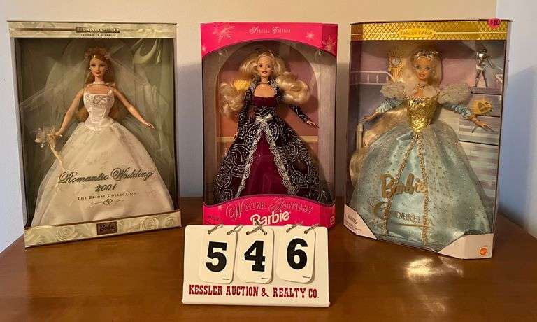 3 Barbies