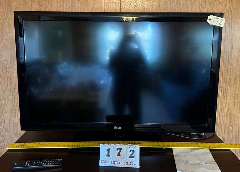 42” LED LCD TV with Remote