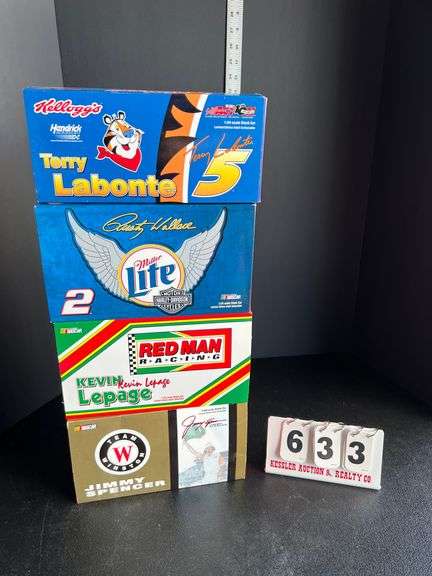 4 1:24 Scale NASCAR Cars