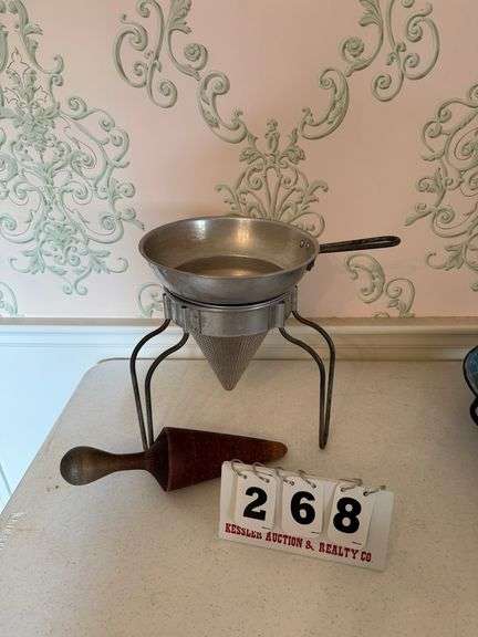 WearEver Aluminum Strainer