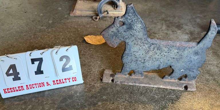 Cast Iron Dog