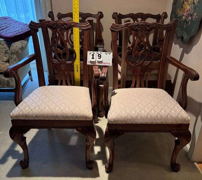 6 Dining Room Chairs