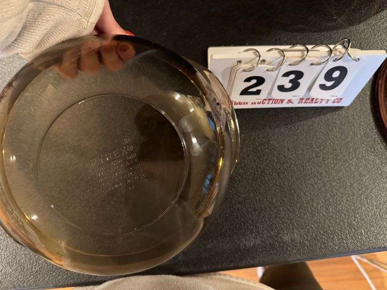 Pyrex Bowls with Lids