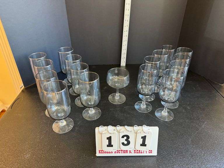 17 Glasses
