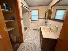 Former Property of the Late Bobby & Joyce Eastridge - 160+/- Acres, Brick House, Farm Equipment, & Personal Property