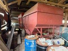 Former Property of the Late Bobby & Joyce Eastridge - 160+/- Acres, Brick House, Farm Equipment, & Personal Property