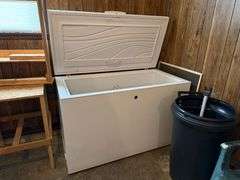 Former Property of the Late Bobby & Joyce Eastridge - 160+/- Acres, Brick House, Farm Equipment, & Personal Property