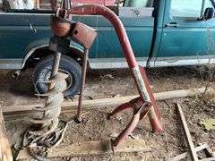 Former Property of the Late Bobby & Joyce Eastridge - 160+/- Acres, Brick House, Farm Equipment, & Personal Property