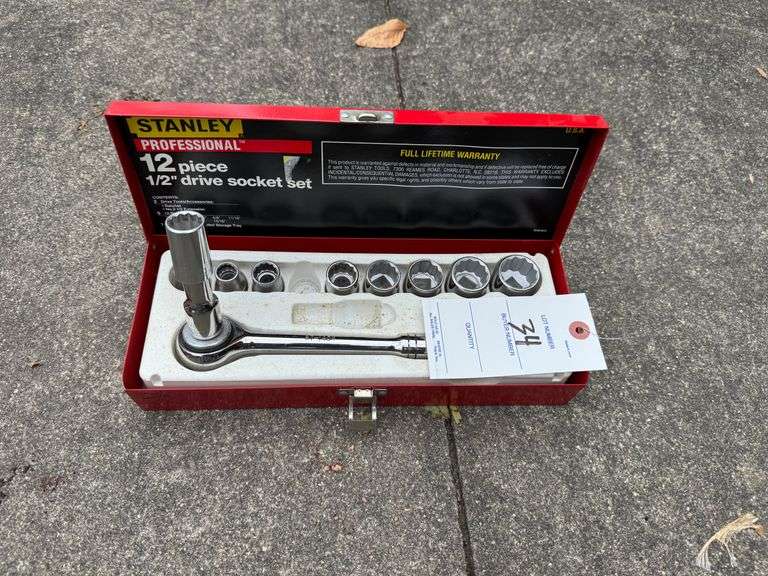Socket set