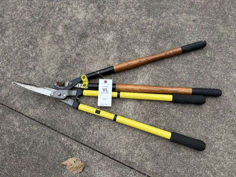 Sheers and pruner