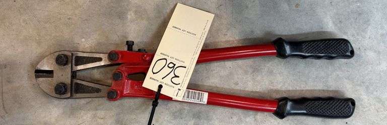Bolt cutters